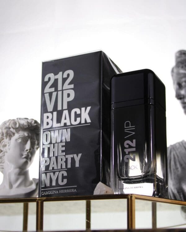 Carolina Herrera 212 Vip Black EDP
